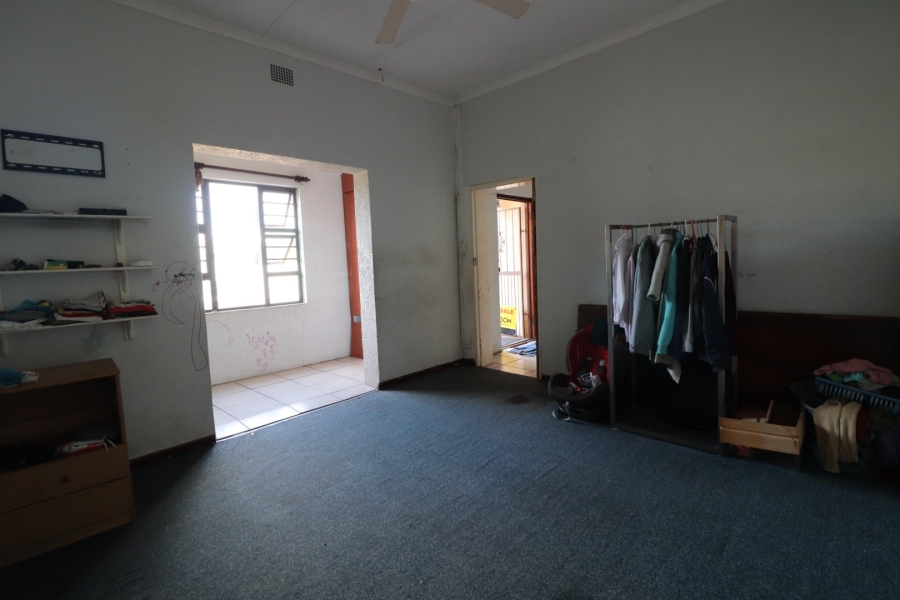 5 Bedroom Property for Sale in Churchill Estate Western Cape